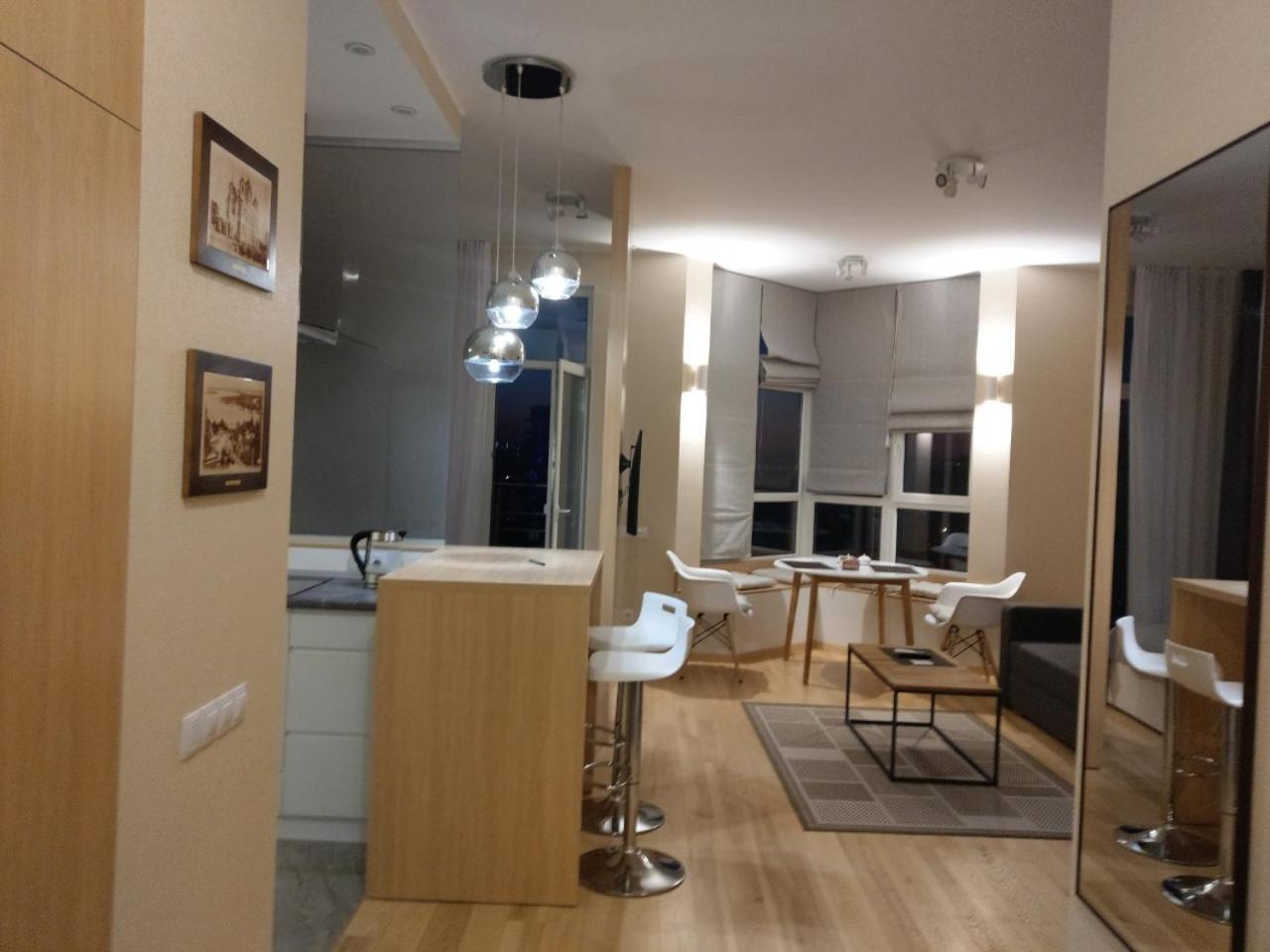 Comfortable Apartments French Quarter Акумулятори Світло Інтернет Завжди 基輔 外观 照片